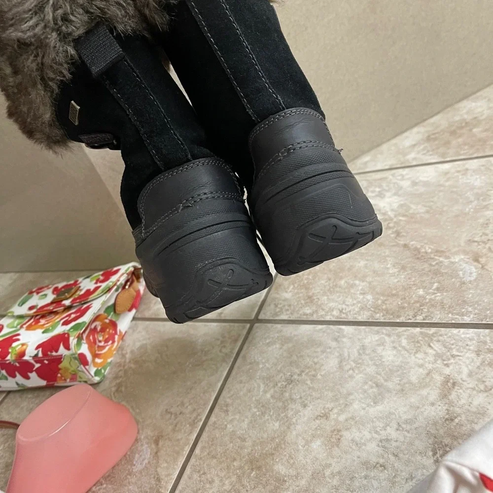 Khombu Womens Black Suede Faux Fur Trim‎ Waterproof Winter Snow Boots Size 9